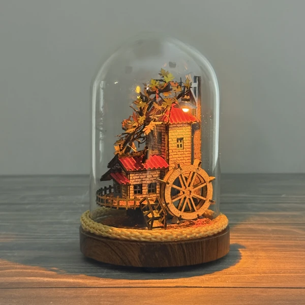 2025_11_30_18_21_IMG_0167 چراغ خواب مینیاتوری طرح سیزده