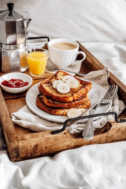 تزئین صبحانه شیک و مدرن + سنتی و ساده ( نحوه تزئین صبحانه برای مهمانی )