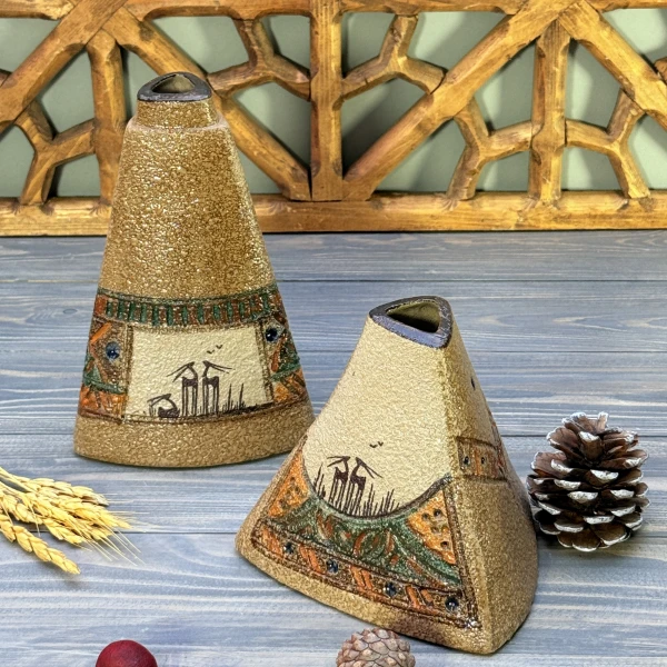 2025_10_21_16_32_IMG_8590 گلدان مثلث کوچک