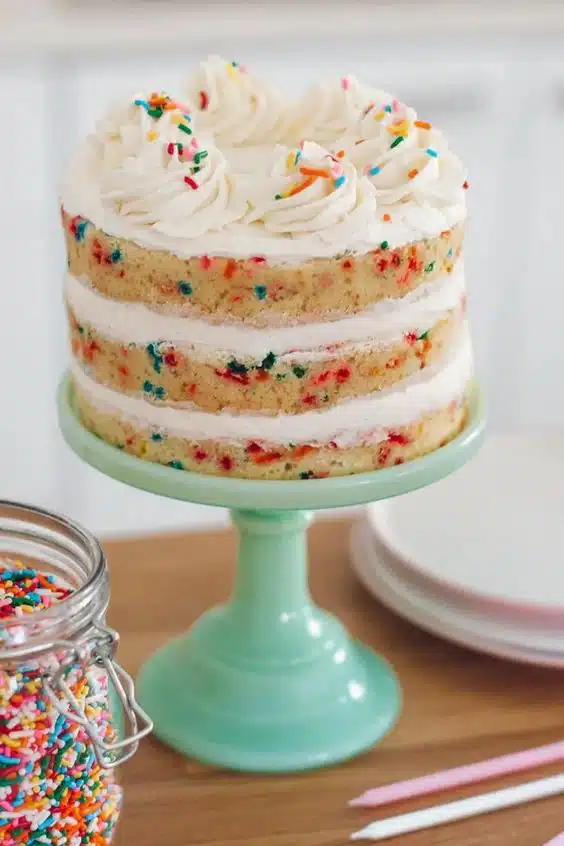تزیین کیک تولد خانگی با وسایل ساده ( تزیین کیک خانگی برای عروسی + تولد )