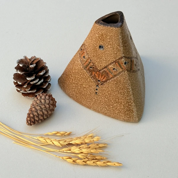 2025_10_21_14_06_IMG_8411 گلدان مثلث کوچک