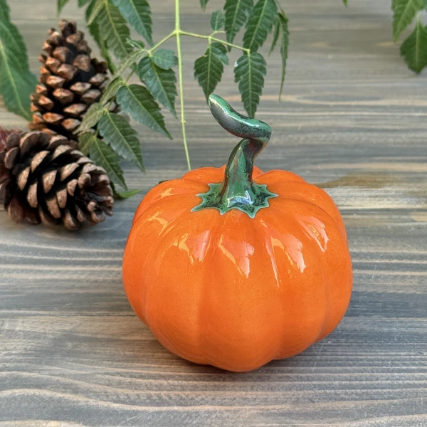 2025_11_02_15_00_IMG_9100 مجسمه کدو متوسط طرح پنج